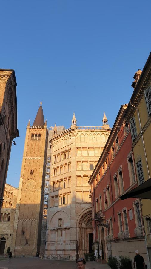 Mansarda Laurent Parma Esterno foto